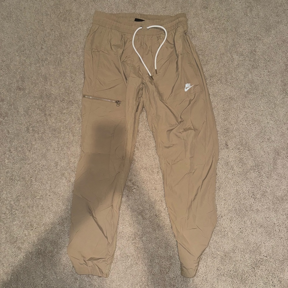 Men’s Nike Khaki/Beige Windbreaker Joggers - Size Medium